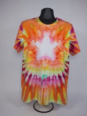 Large Unisex Bella-Canvas 3001C “Star” Ice Dyed T-Shirt